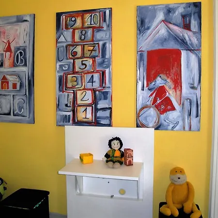 Garibaldi House Naples