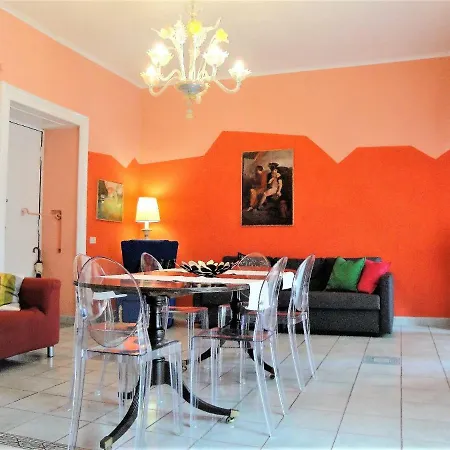 Hébergement de vacances Garibaldi House Naples