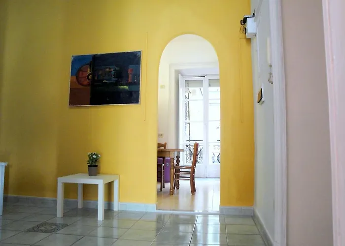 Garibaldi House Napoli